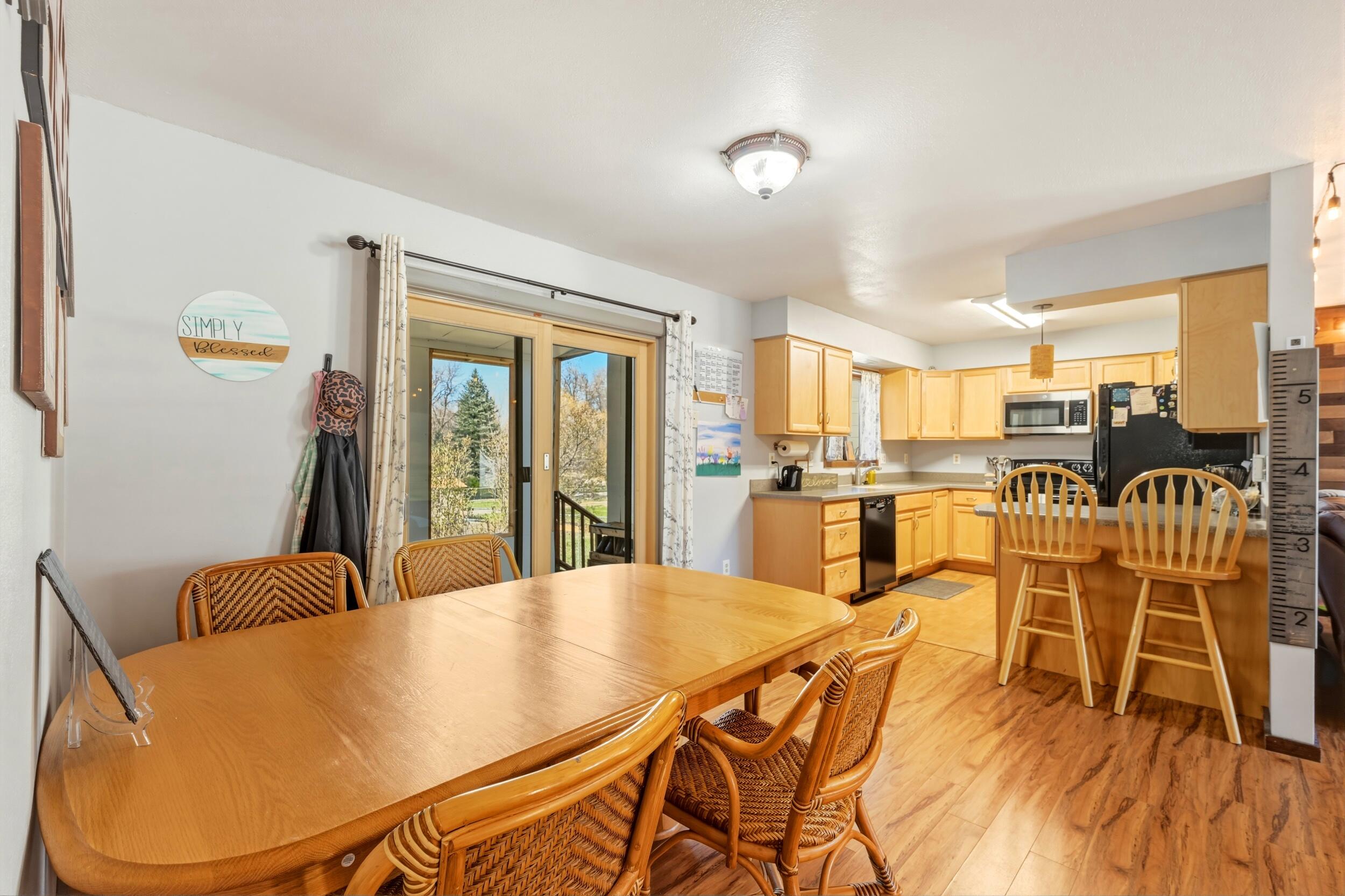 929 Leopard Street Sheridan, WY 82801 - Photo 12 of 53 11