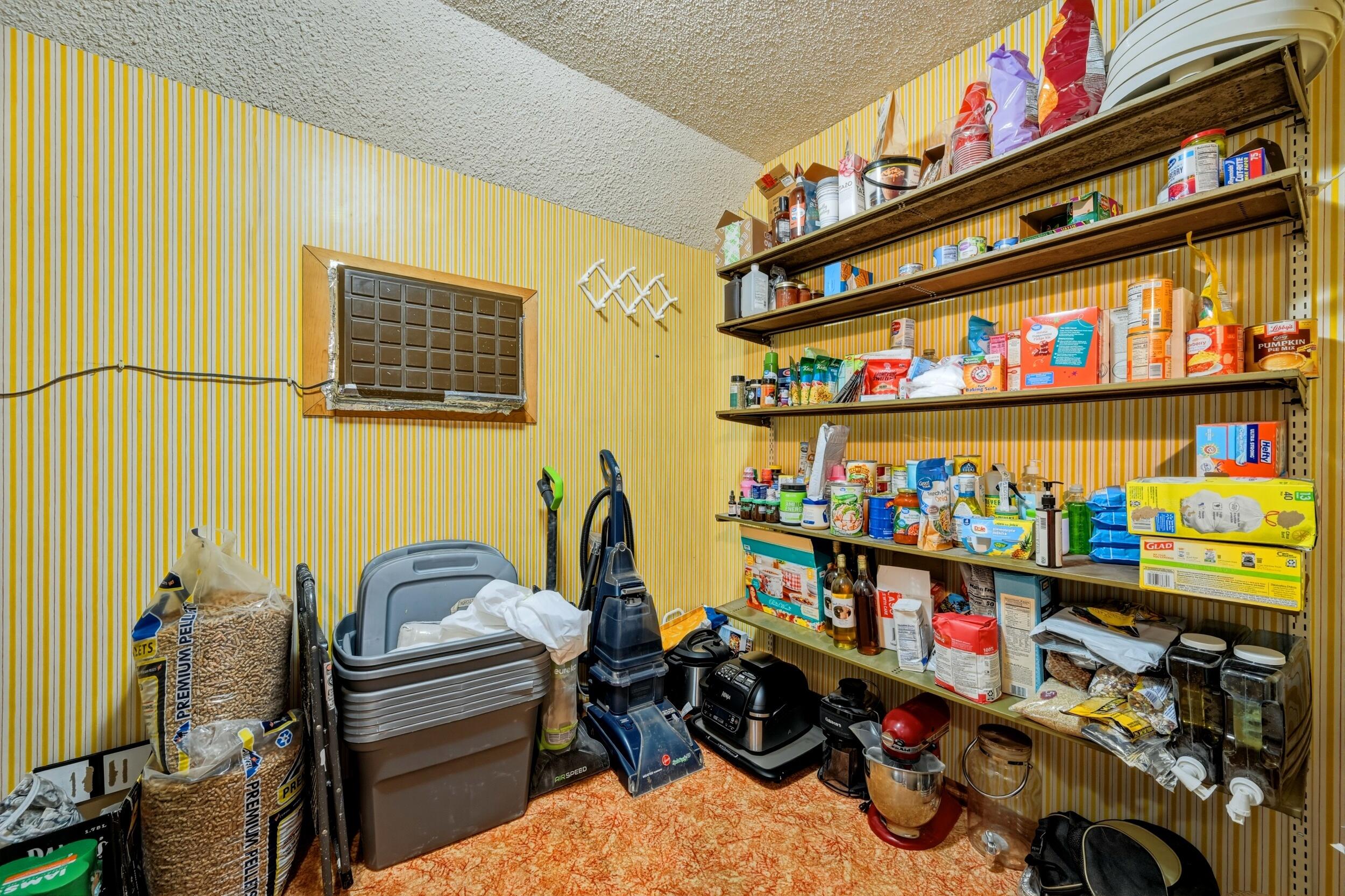 929 Leopard Street Sheridan, WY 82801 - Photo 27 of 53 26