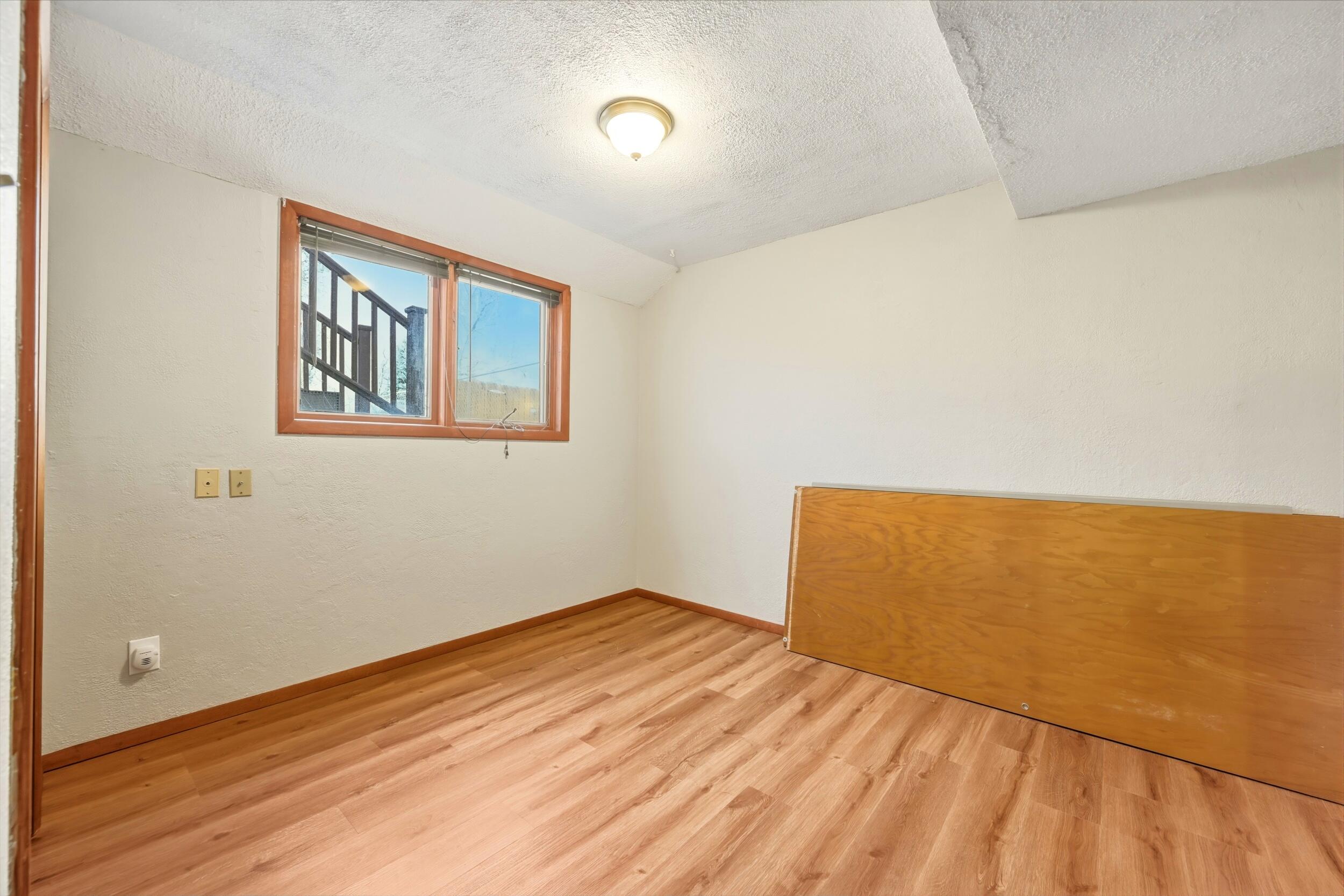 929 Leopard Street Sheridan, WY 82801 - Photo 28 of 53 27