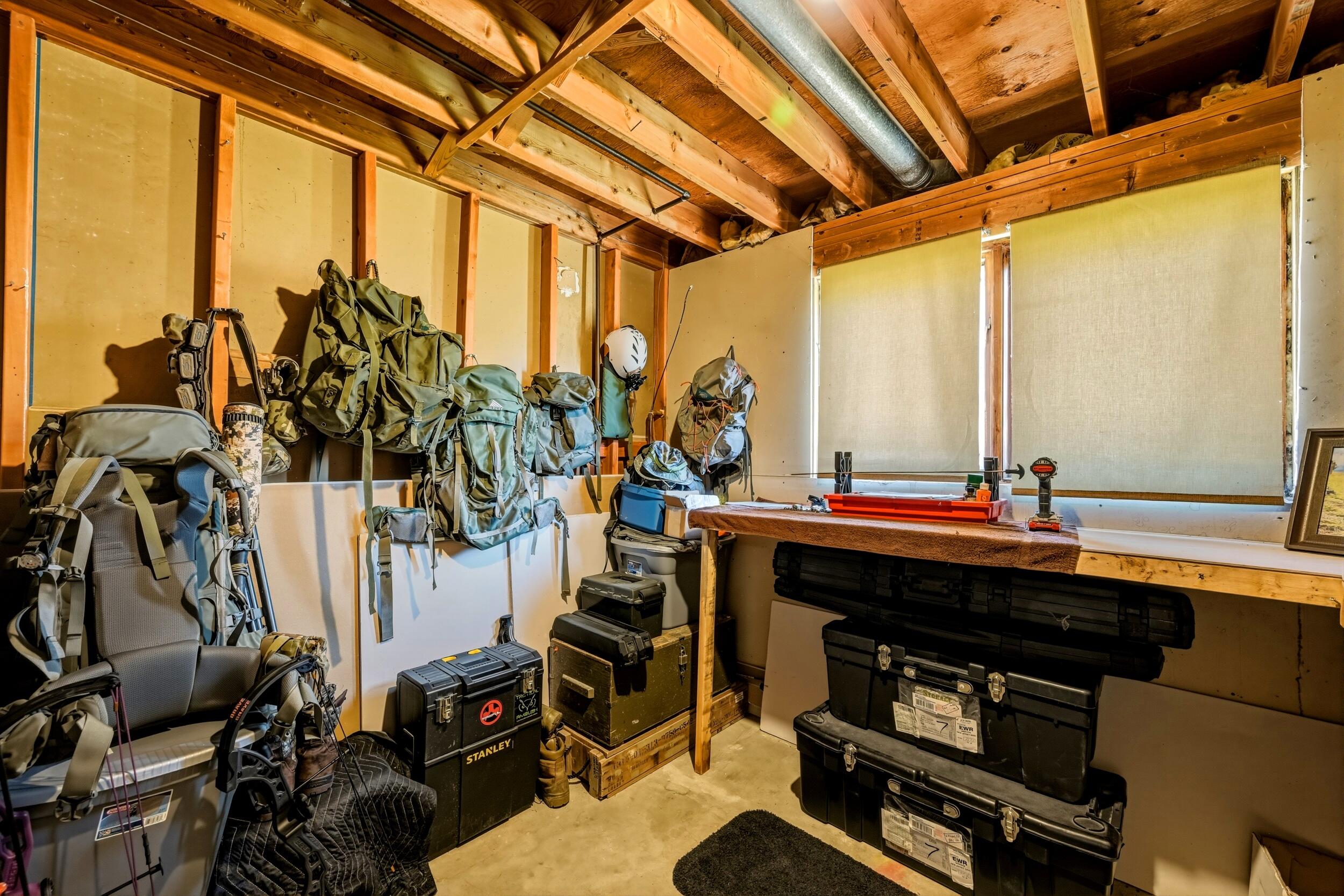 929 Leopard Street Sheridan, WY 82801 - Photo 36 of 53 35