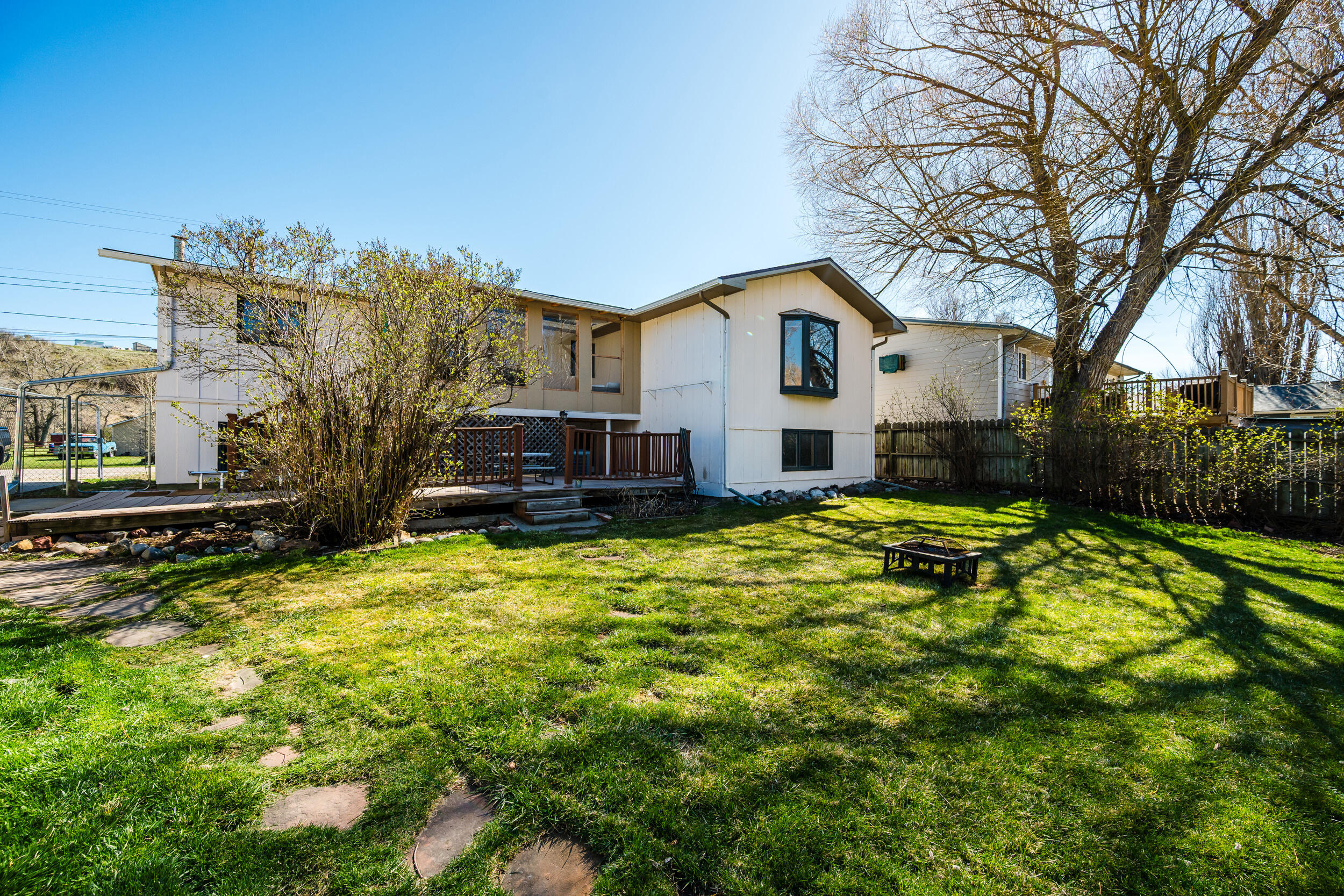 929 Leopard Street Sheridan, WY 82801 - Photo 50 of 53 49