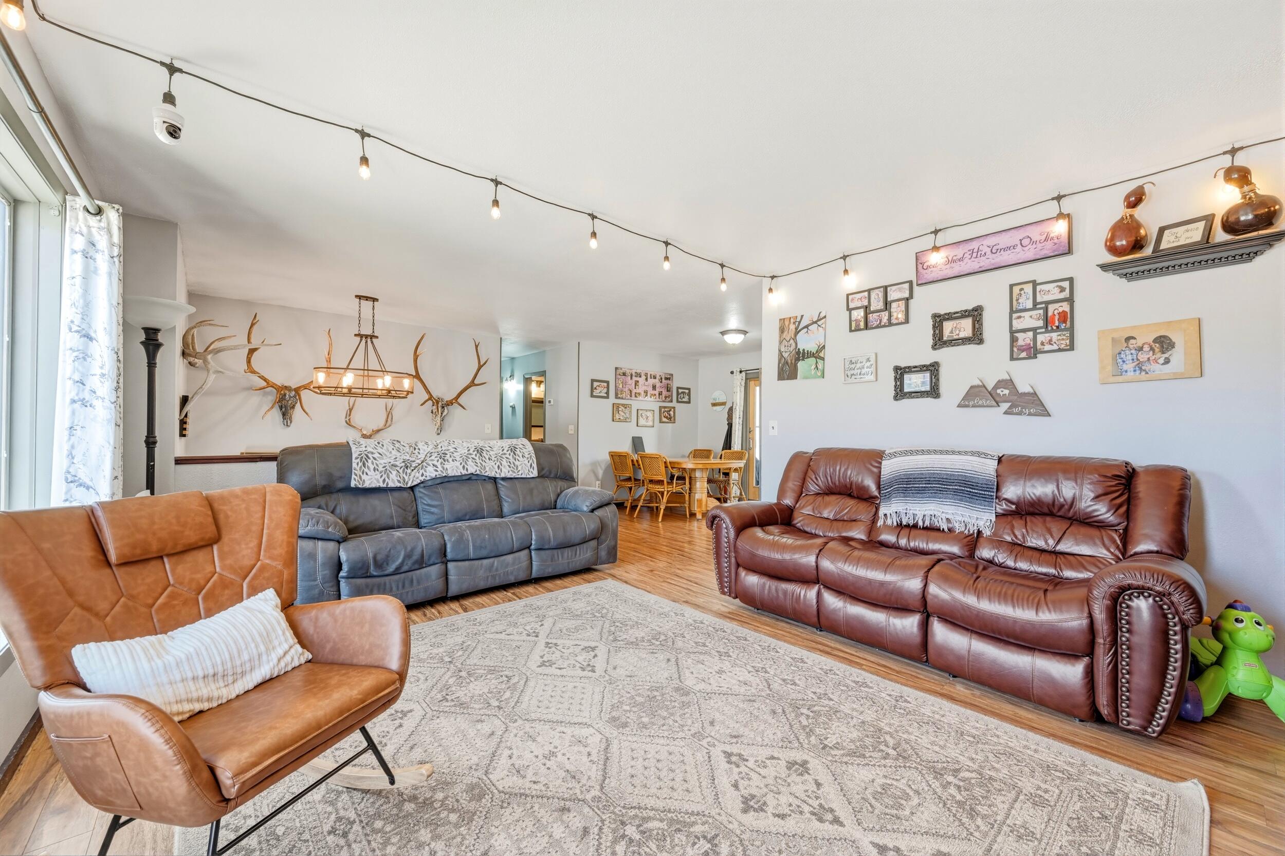 929 Leopard Street Sheridan, WY 82801 - Photo 7 of 53 6