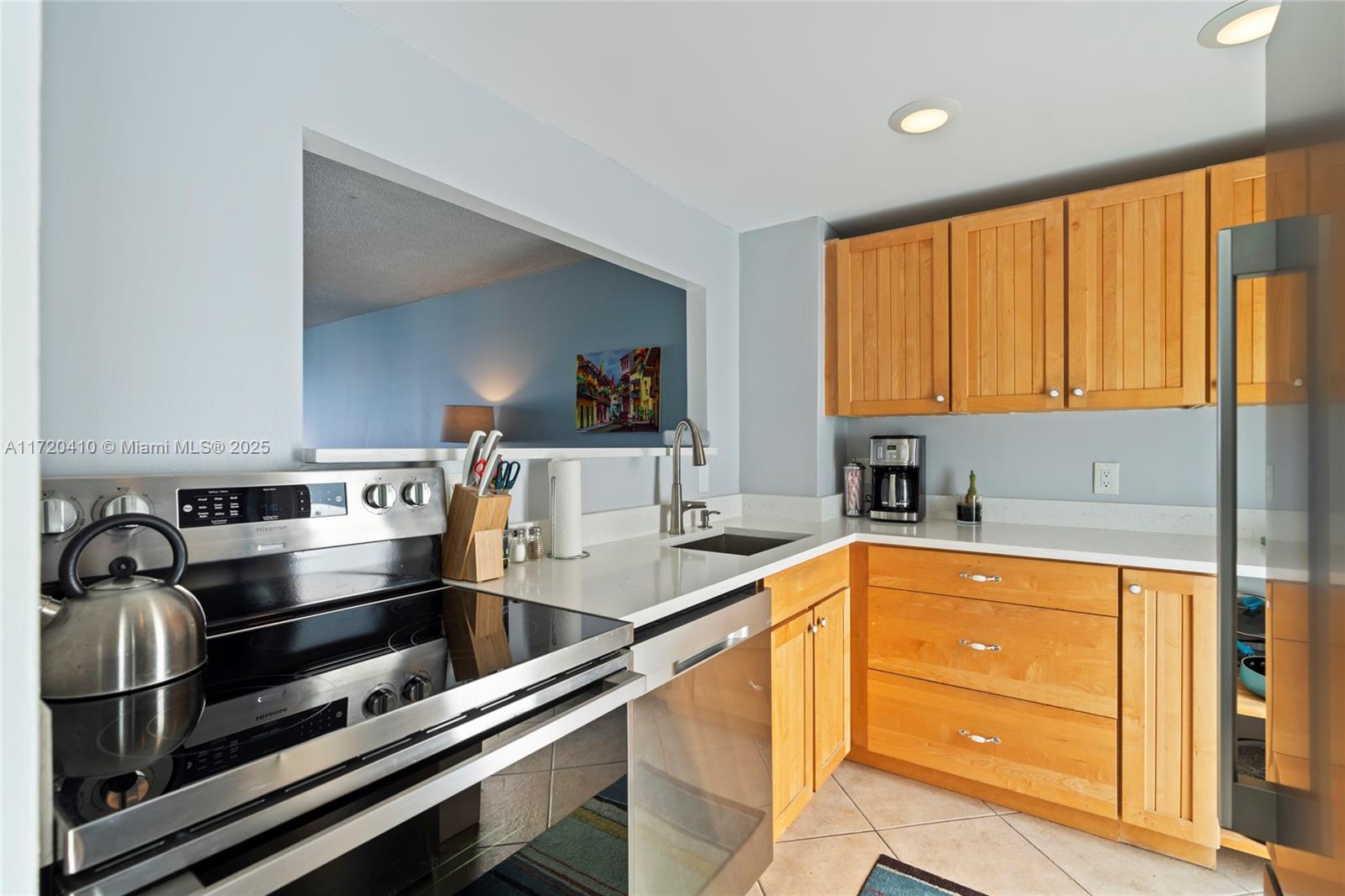 201 North Ocean Boulevard, Unit 1209 Pompano Beach, FL 33062 - Photo 11 of 47