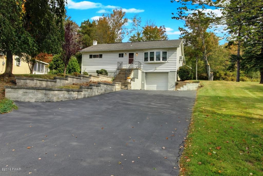200 R Craig Road Moscow, PA 18444 - Photo 1 of 19