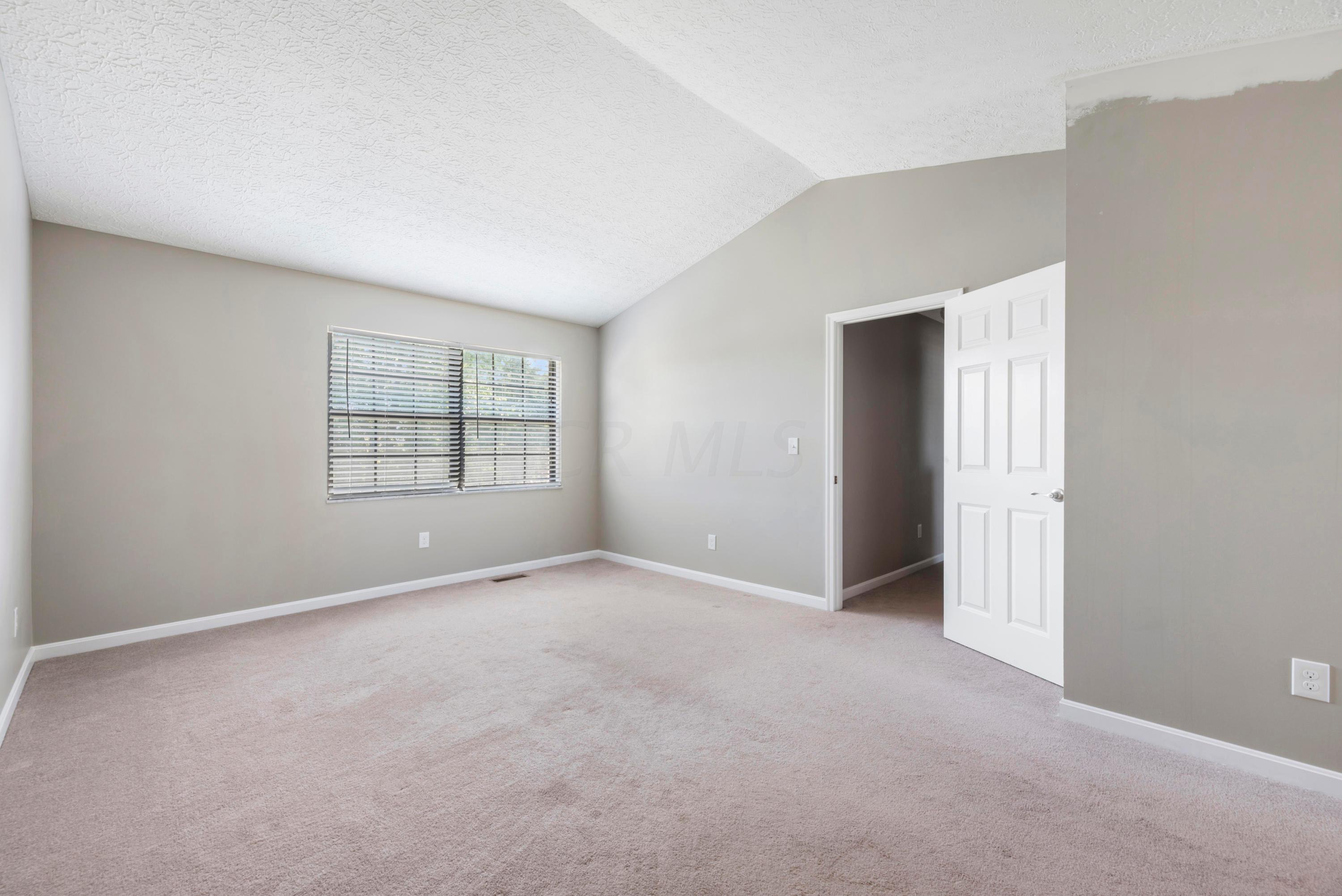 5200 Dexter Falls Road Columbus, OH 43221 - Photo 19 of 42