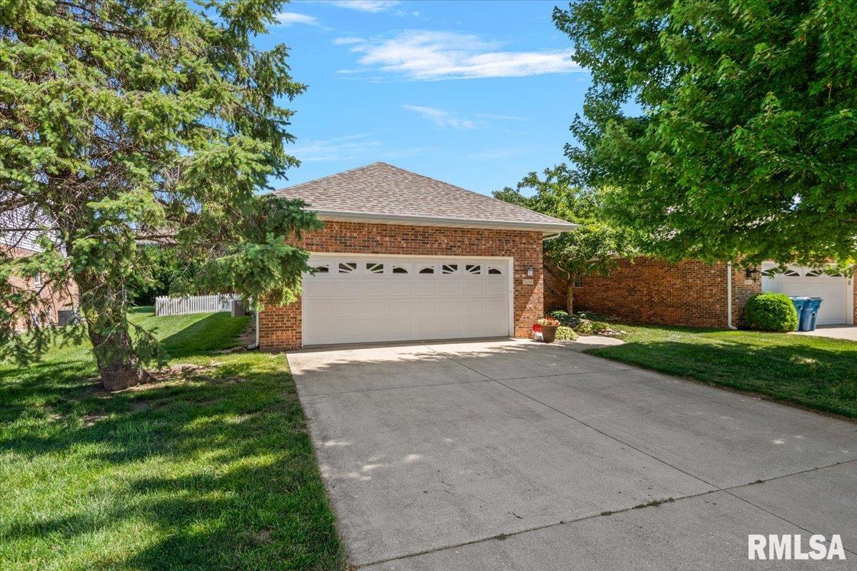 5004 Eagle Ridge Springfield, IL 62711 - Photo 3 of 35