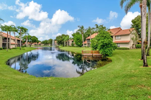 $329,000 | 5731 Coach House Circle, Unit A, Boca Raton, FL 33486