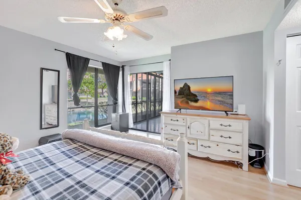 $329,000 | 5731 Coach House Circle, Unit A, Boca Raton, FL 33486