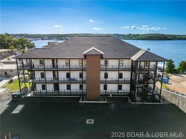 $515,000 | 4925 Robins Circle, Unit 1C, Osage Beach, MO 65065