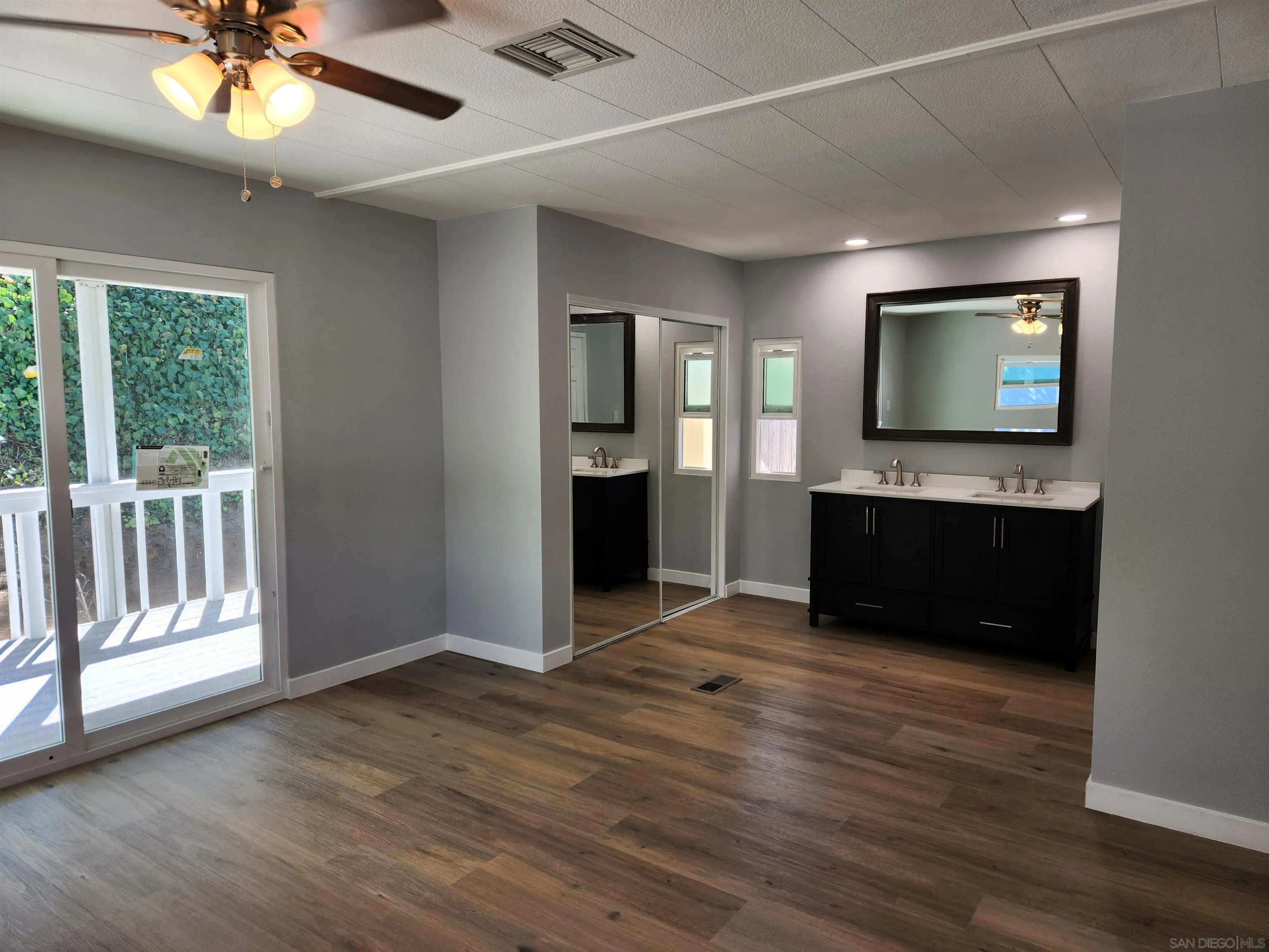 4912.5 Old Cliffs Road San Diego, CA 92120 - Photo 15 of 19 Gallery Image 15