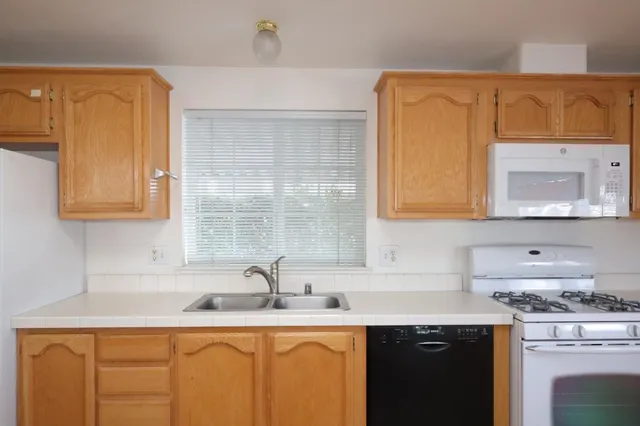 a view of utility room