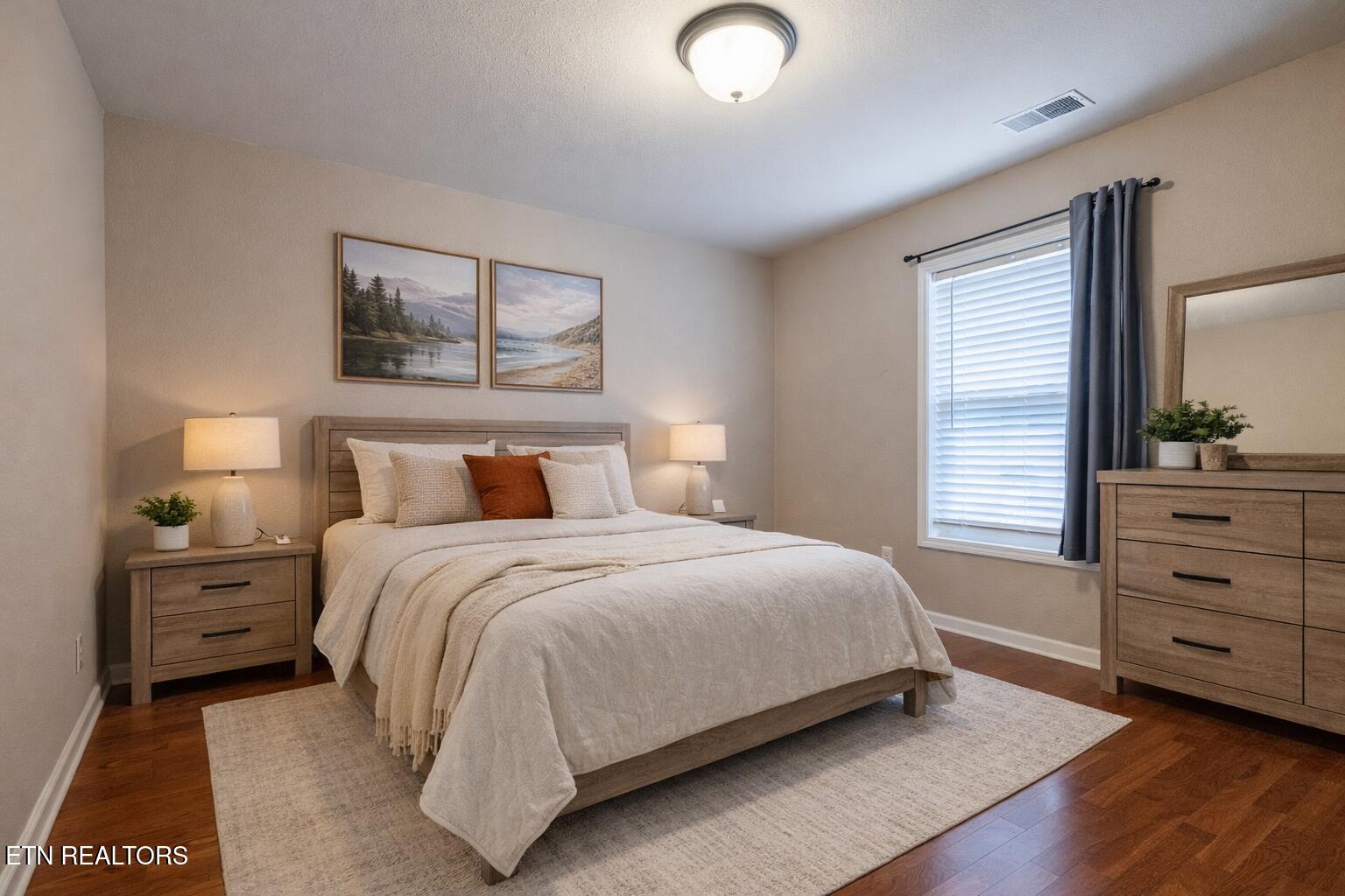 3347 Frontier View, Unit 3 Sevierville, TN 37876 - Photo 18 of 30 Chat 2nd bedroom