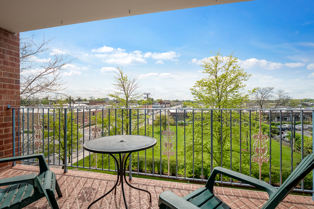 6530 West Irving Park Road, Unit 408 Chicago, IL 60634 - Photo 13 of 27