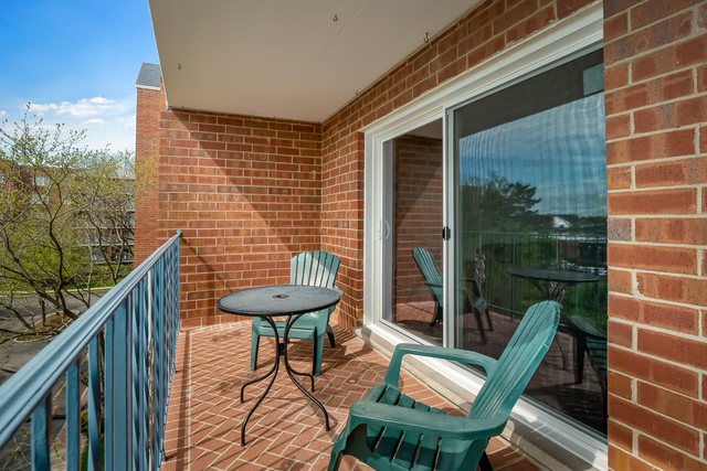 6530 West Irving Park Road, Unit 408 Chicago, IL 60634 - Photo 14 of 27