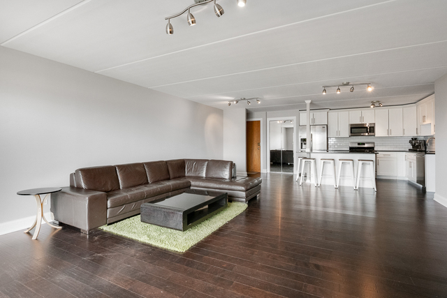 6530 West Irving Park Road, Unit 408 Chicago, IL 60634 - Photo 10 of 27