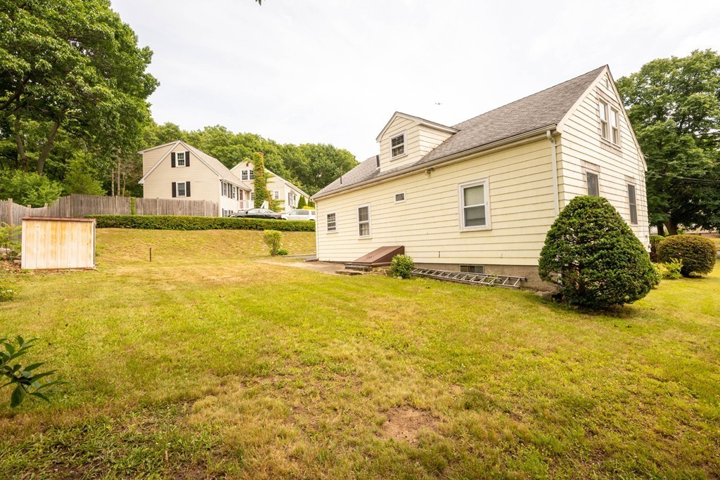 18 Stangus Road Lynn, MA 01905 - Photo 2 of 28 Gallery Image 2