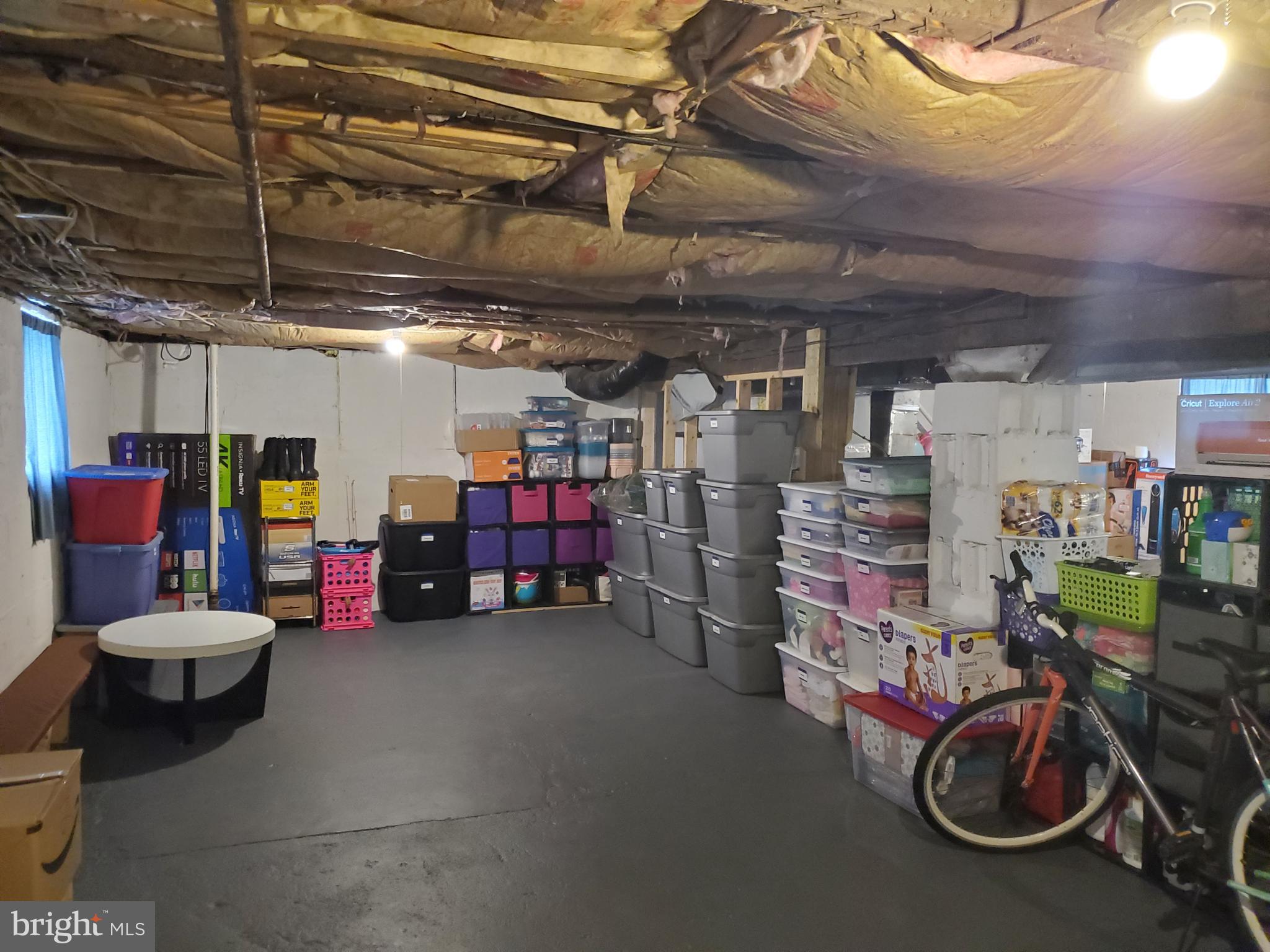 5915 Belle Grove Road Baltimore, MD 21225 - Photo 36 of 40 Walk out basement, tons of storage space