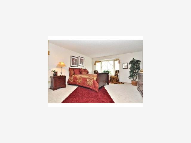 700 Superior Road Milpitas, CA 95035 - Photo 5 of 9 a living room with furniture and a couch