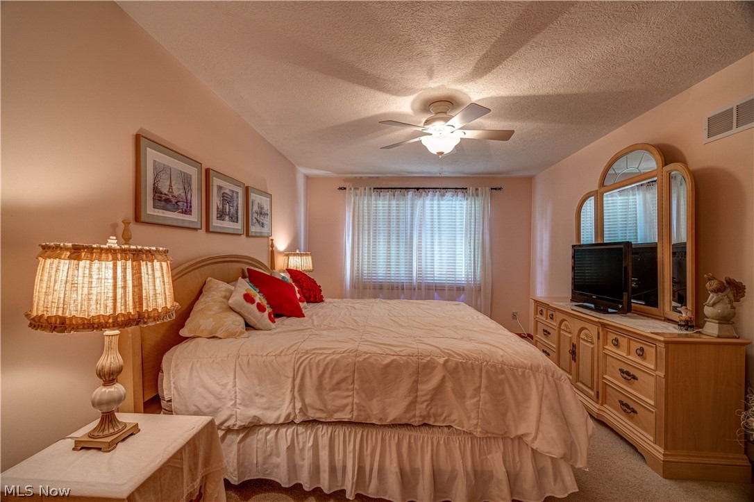 1882 Hollythorne Road Northeast Canton, OH 44721 - Photo 29 of 35 Gallery Image 29