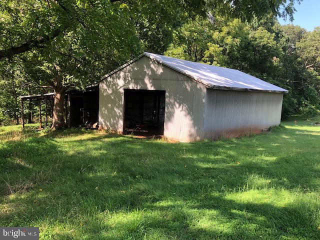 2474 Carriage Ford Road Catlett, VA 20119 - Photo 5 of 17 Gallery Image 5