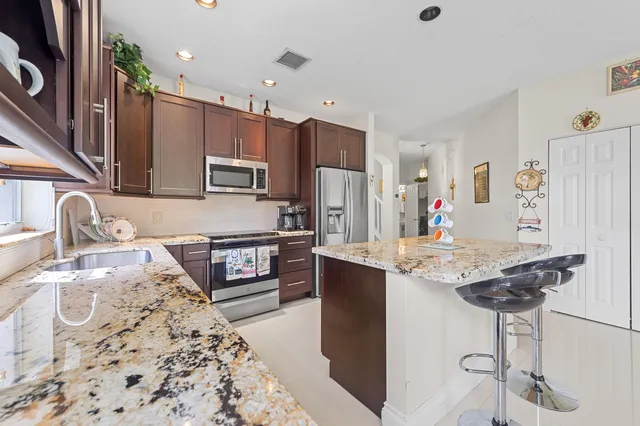 $995,000 | 21196 VÃa Ventura, Boca Raton, FL 33433