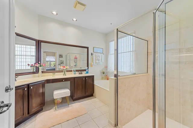 $995,000 | 21196 VÃa Ventura, Boca Raton, FL 33433