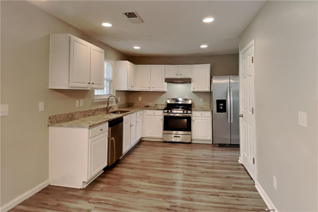 573 Grandview Circle Powder Springs, GA 30127 - Photo 5 of 21