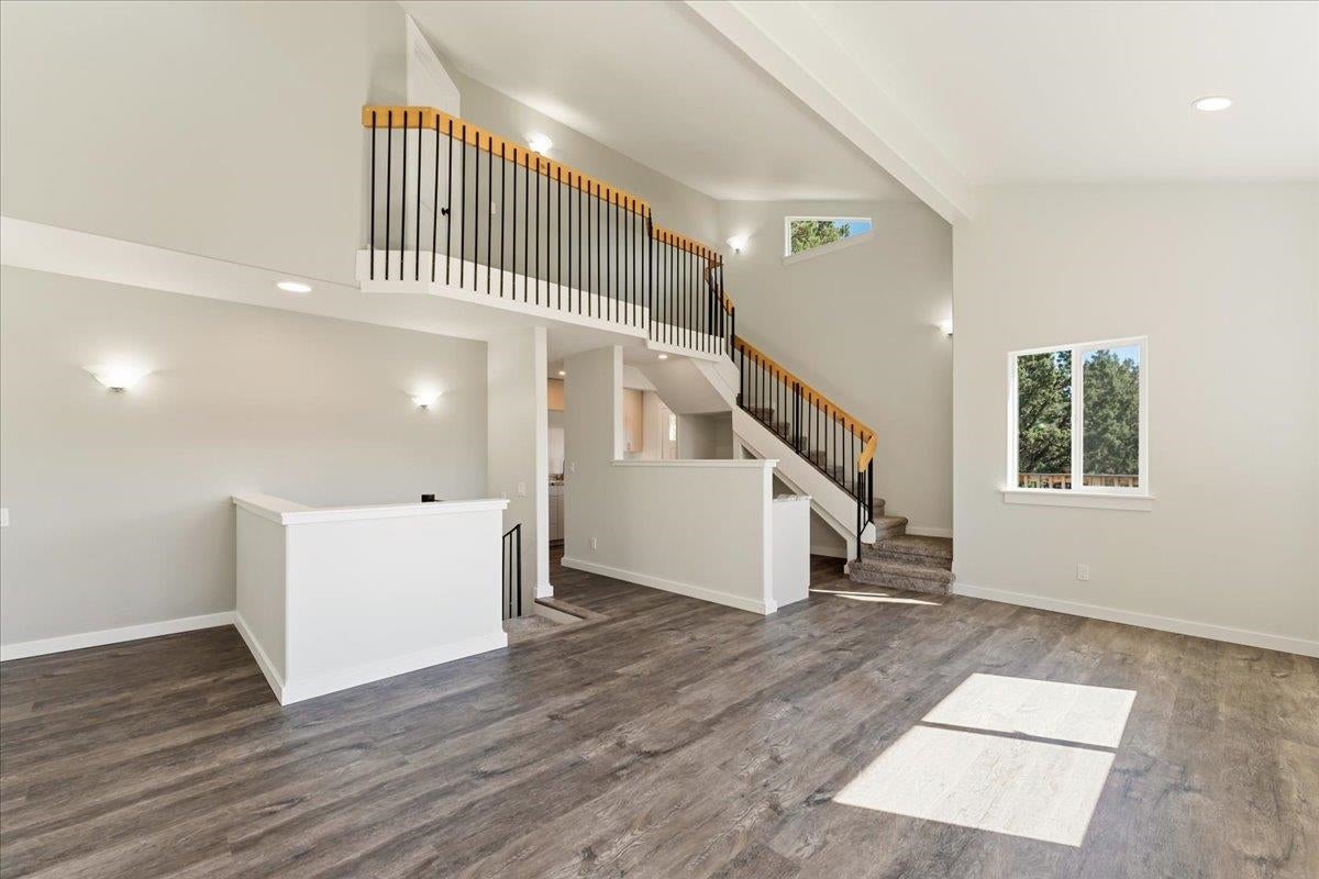 5407 Stag Mountain Road Weed, CA 96094 - Photo 9 of 33 Gallery Image 9