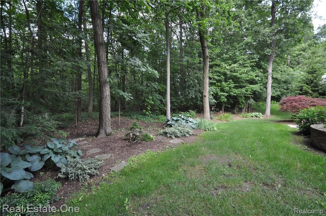 3308 Fulham Drive Rochester, MI 48309 - Photo 37 of 38 38.JPG