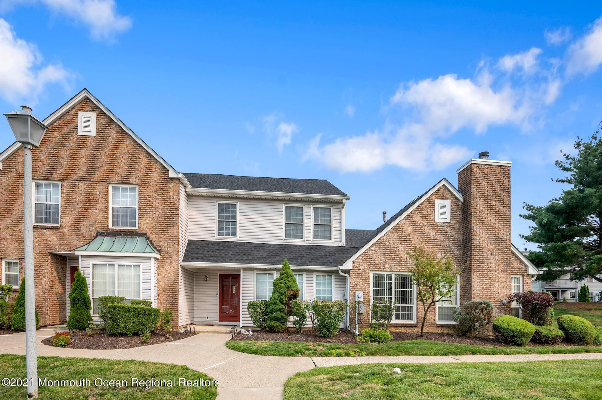 002_335_Devon_Pl_344360_645368