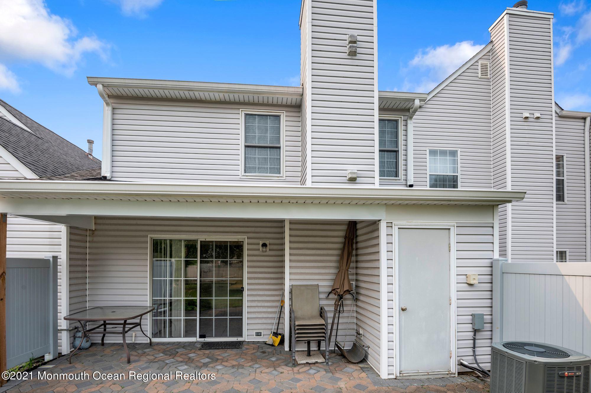 335 Devon Place Morganville, NJ 07751 - Photo 22 of 26 029_335_Devon_Pl_344360_645368