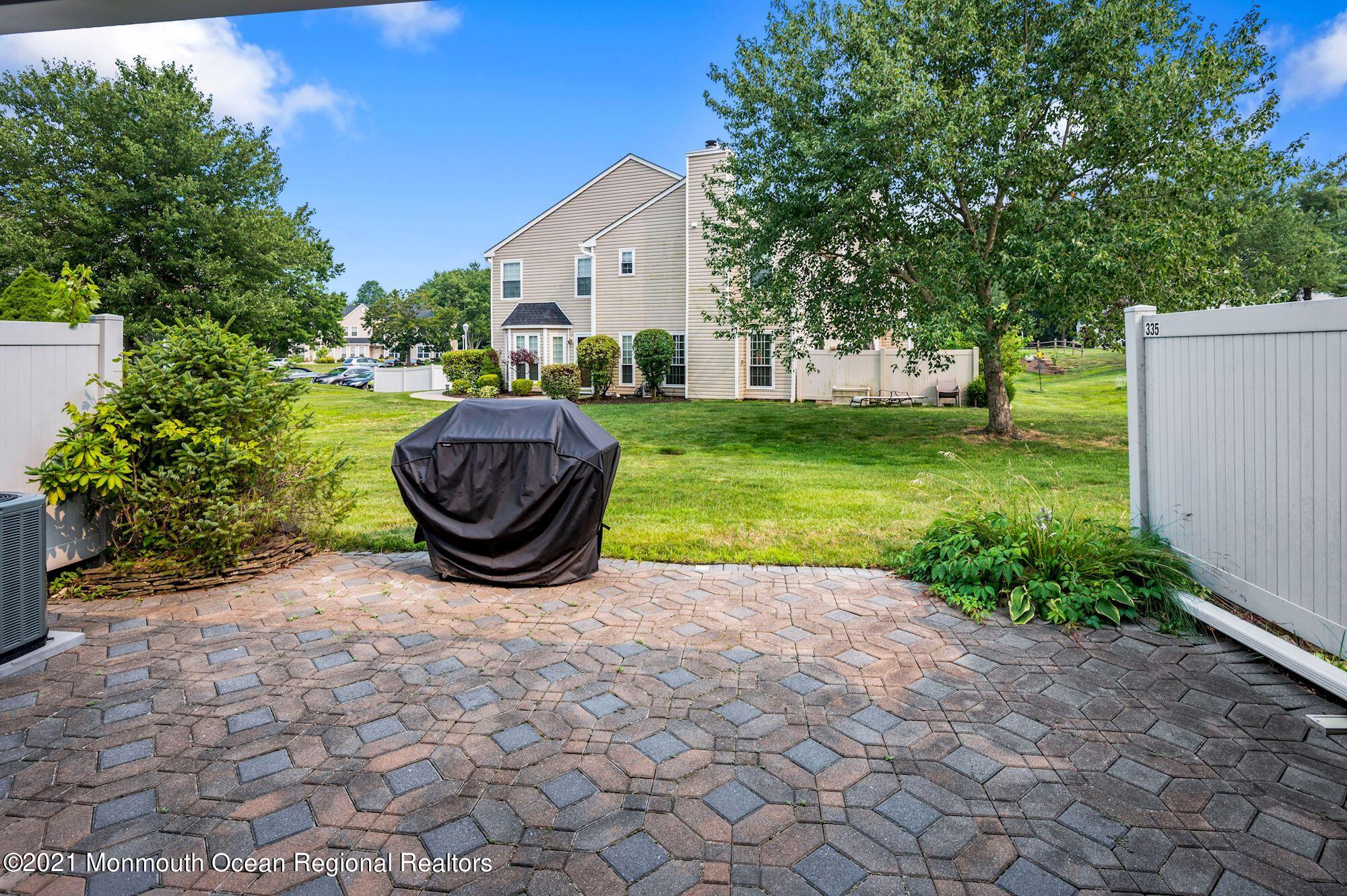 335 Devon Place Morganville, NJ 07751 - Photo 23 of 26 031_335_Devon_Pl_344360_645368