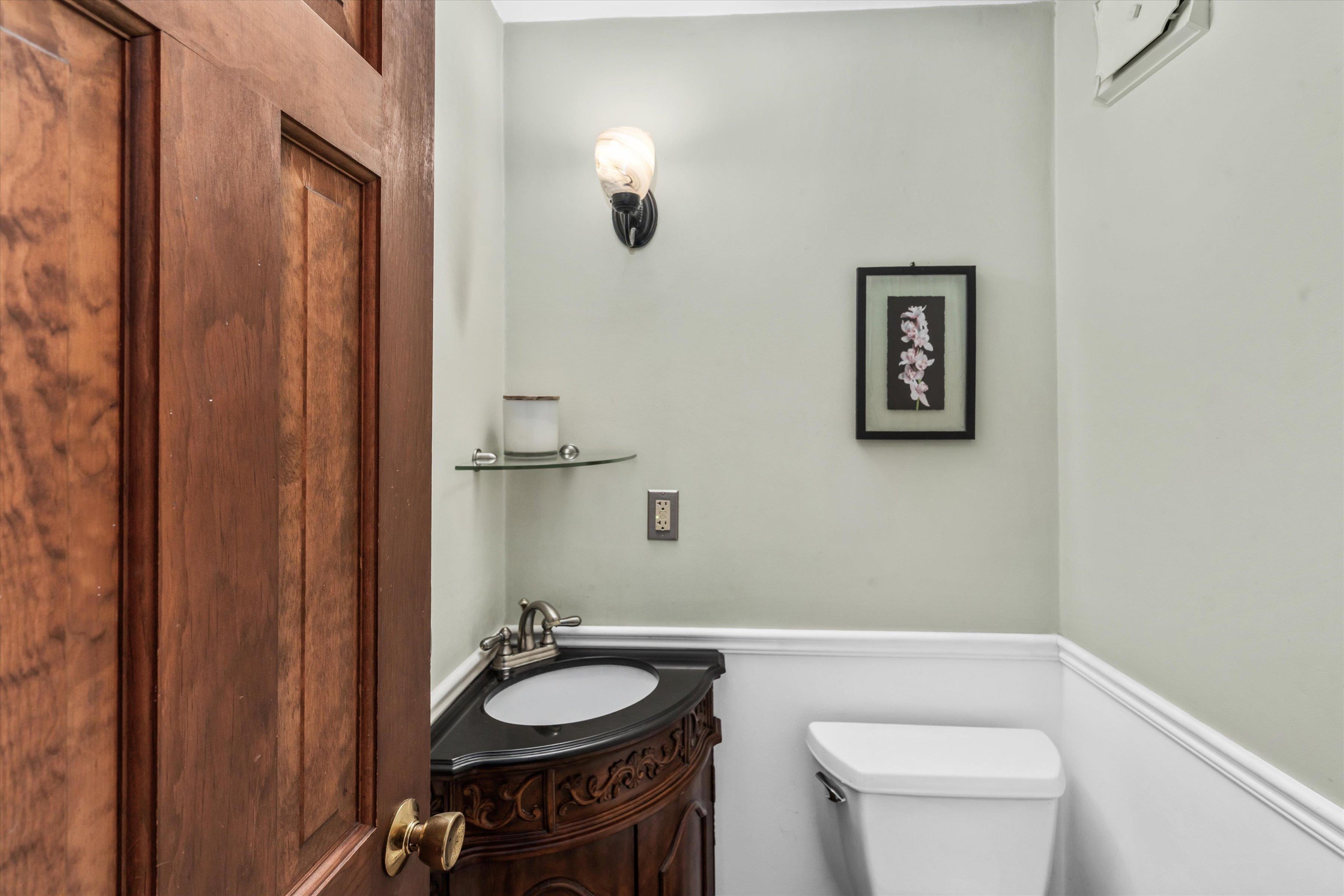 45 Range Road Goffstown, NH 03045 - Photo 8 of 56 Gallery Image 8