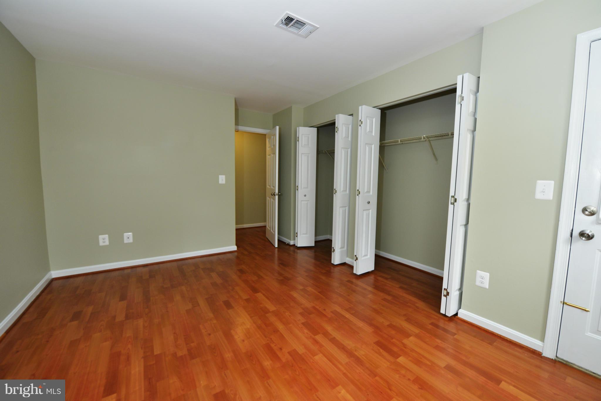 14805 Rydell Road, Unit 101 Centreville, VA 20121 - Photo 5 of 14 Bedroom