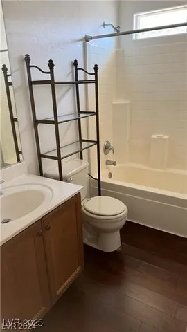 $2,000 | 228 Dogleg Drive, Las Vegas, NV 89148