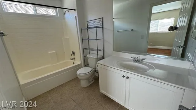 $2,000 | 228 Dogleg Drive, Las Vegas, NV 89148