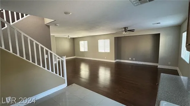 $2,000 | 228 Dogleg Drive, Las Vegas, NV 89148