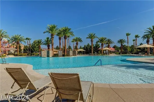 $2,000 | 228 Dogleg Drive, Las Vegas, NV 89148