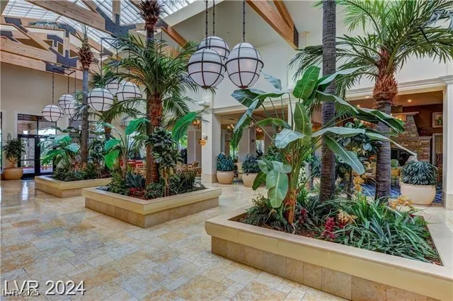 $2,000 | 228 Dogleg Drive, Las Vegas, NV 89148