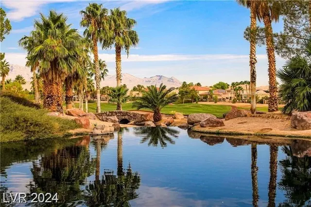 $2,000 | 228 Dogleg Drive, Las Vegas, NV 89148