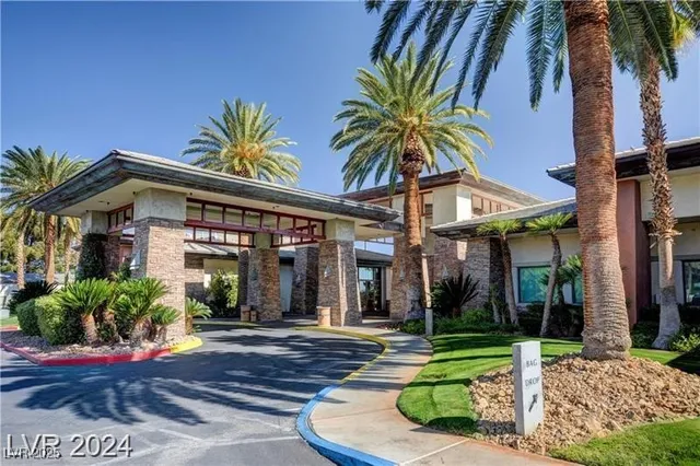 $2,000 | 228 Dogleg Drive, Las Vegas, NV 89148