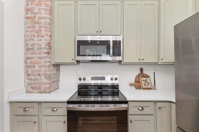 $424,000 | 613 Southeast 10th Street, Ocala, FL 34471