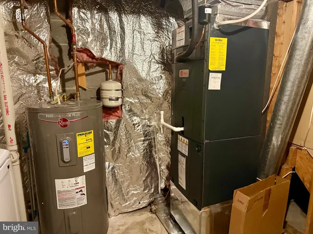 $2,450 | 12429 Port Haven Drive, Germantown, MD 20874