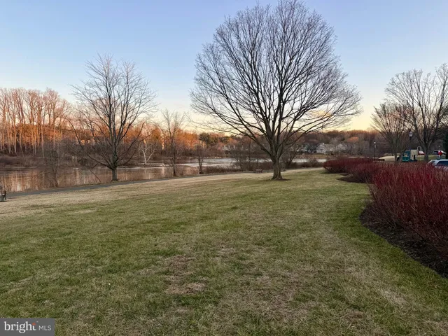 $2,450 | 12429 Port Haven Drive, Germantown, MD 20874