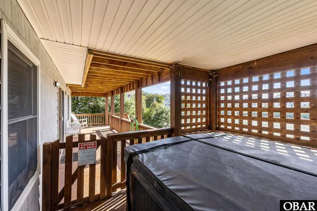 $925,000 | 632 Myrtlewood Court, Corolla, NC 27927