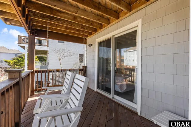 $925,000 | 632 Myrtlewood Court, Corolla, NC 27927