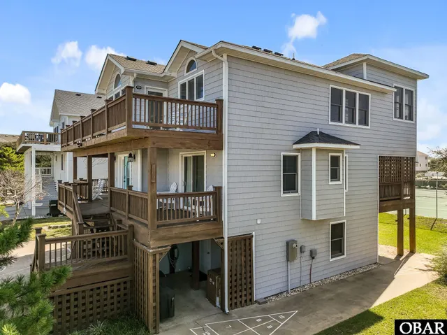 $925,000 | 632 Myrtlewood Court, Corolla, NC 27927