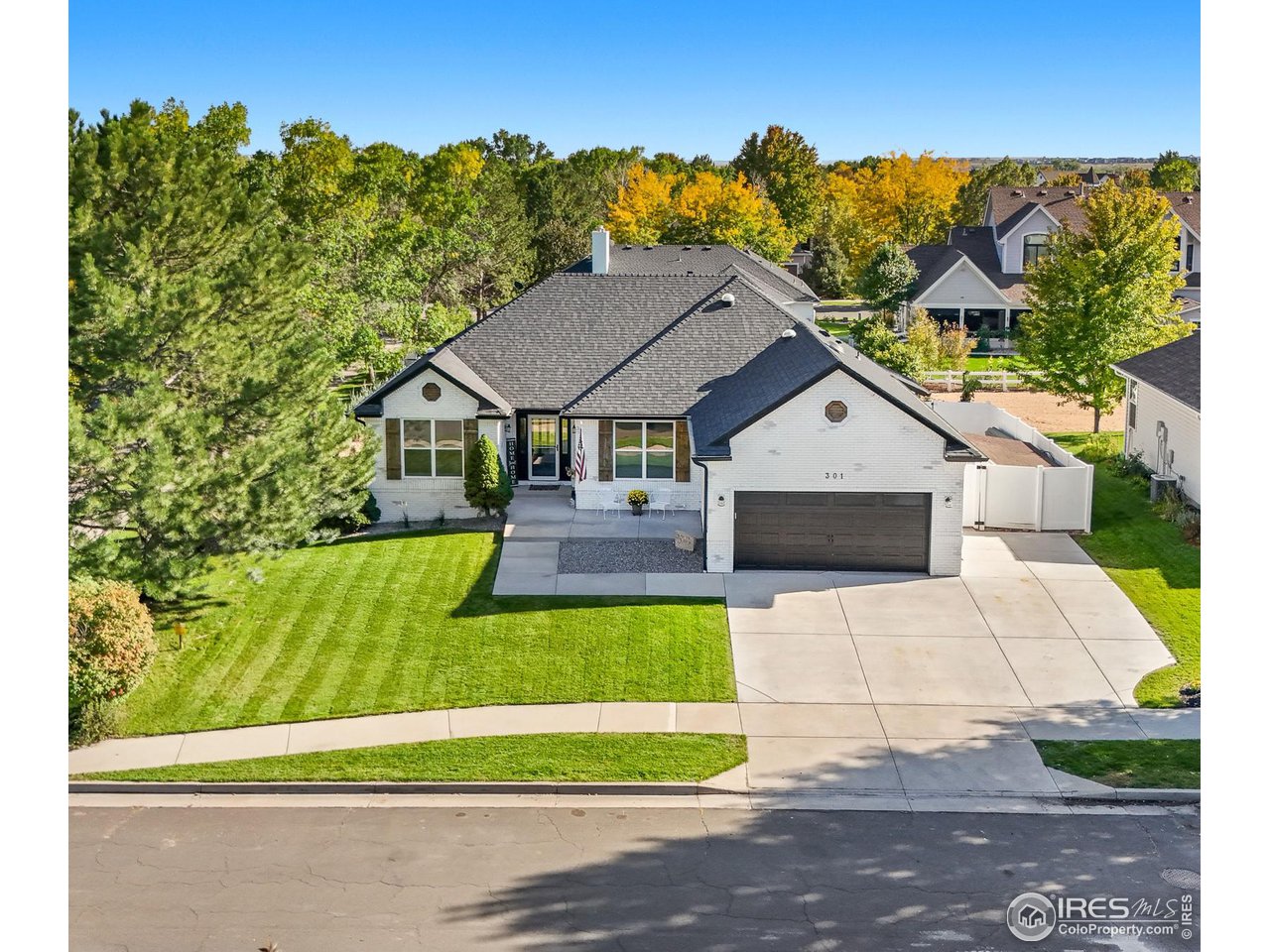 a view of house and outdoor space