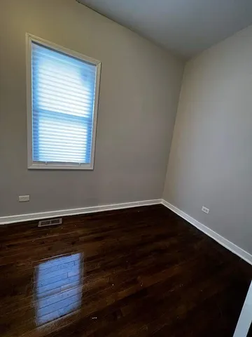 $110,000 | 6415 South Eberhart Avenue, Chicago, IL 60637