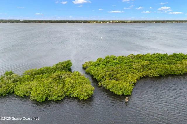 $1,850,000 | 190 Stewart Drive, Merritt Island, FL 32952